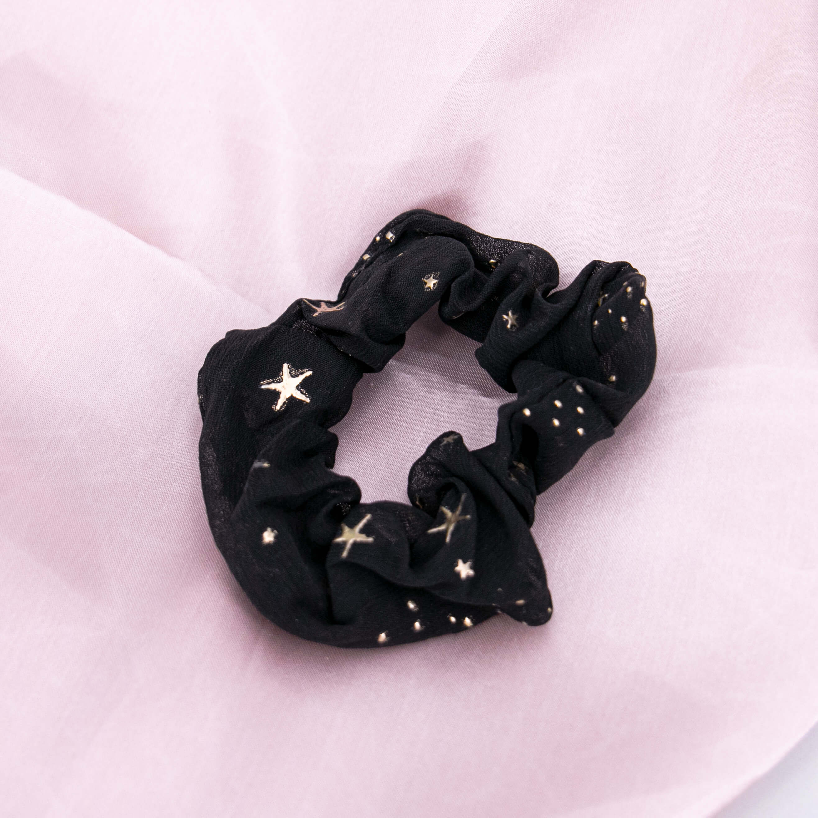 Starburst Scrunchie Haargummi Haarband Haare Accessoires Sonne Mond Sterne Aufdruck Gold schwarz black