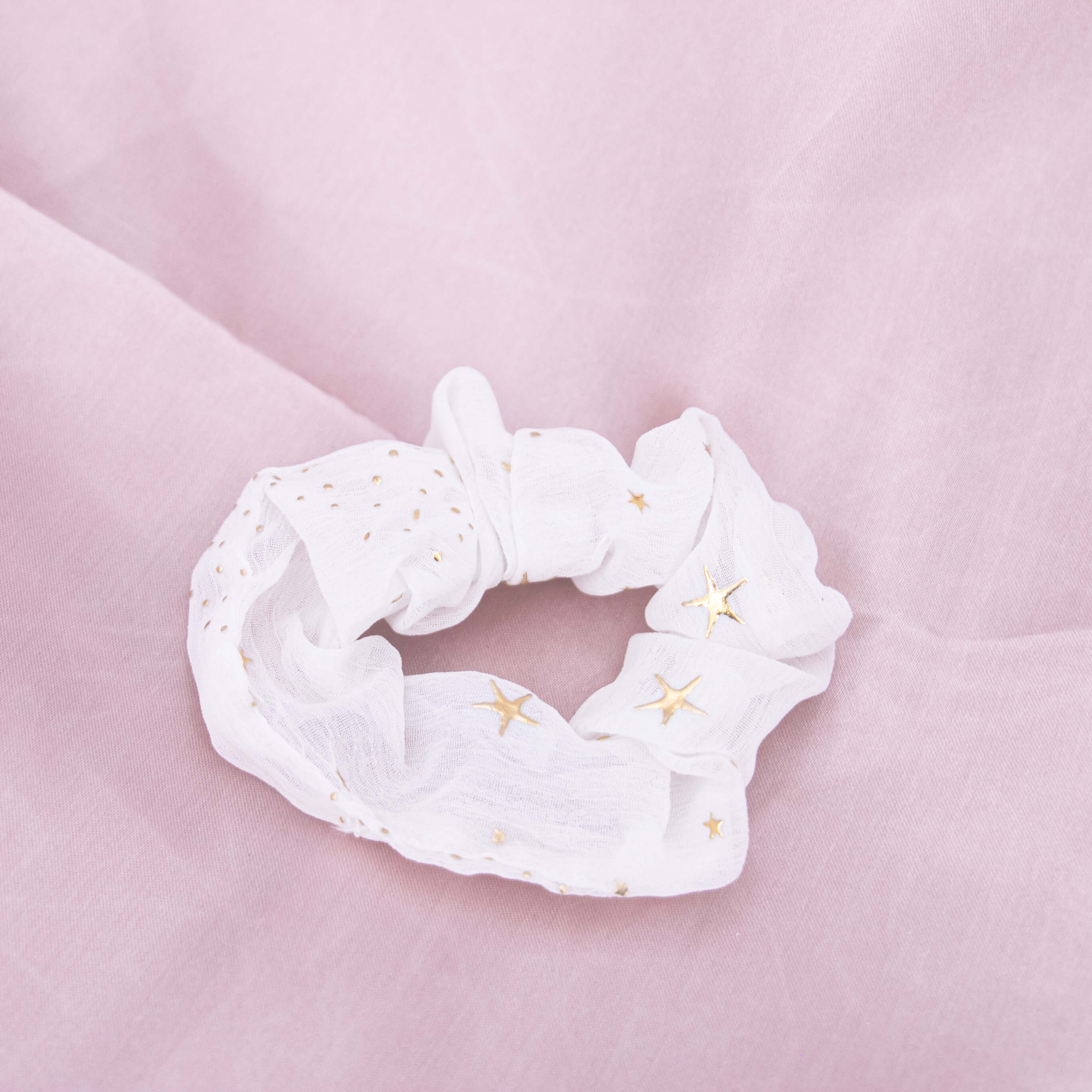 Starburst Scrunchie Haargummi Haarband Haare Accessoires Sonne Mond Sterne Aufdruck Gold weiss weiß white