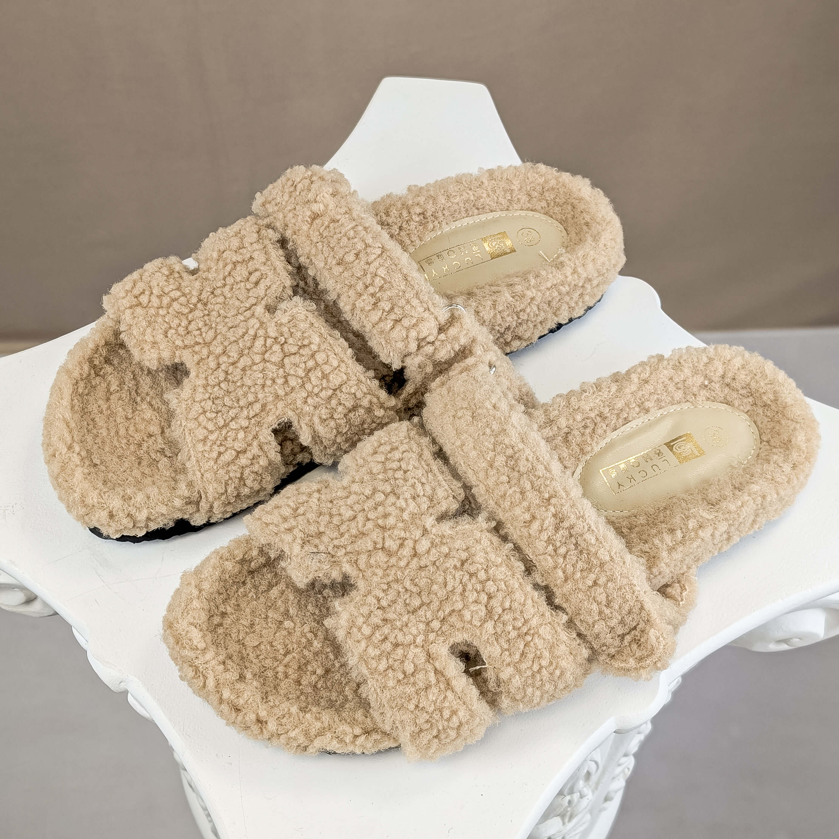 H-Sandalen Teddy Beige