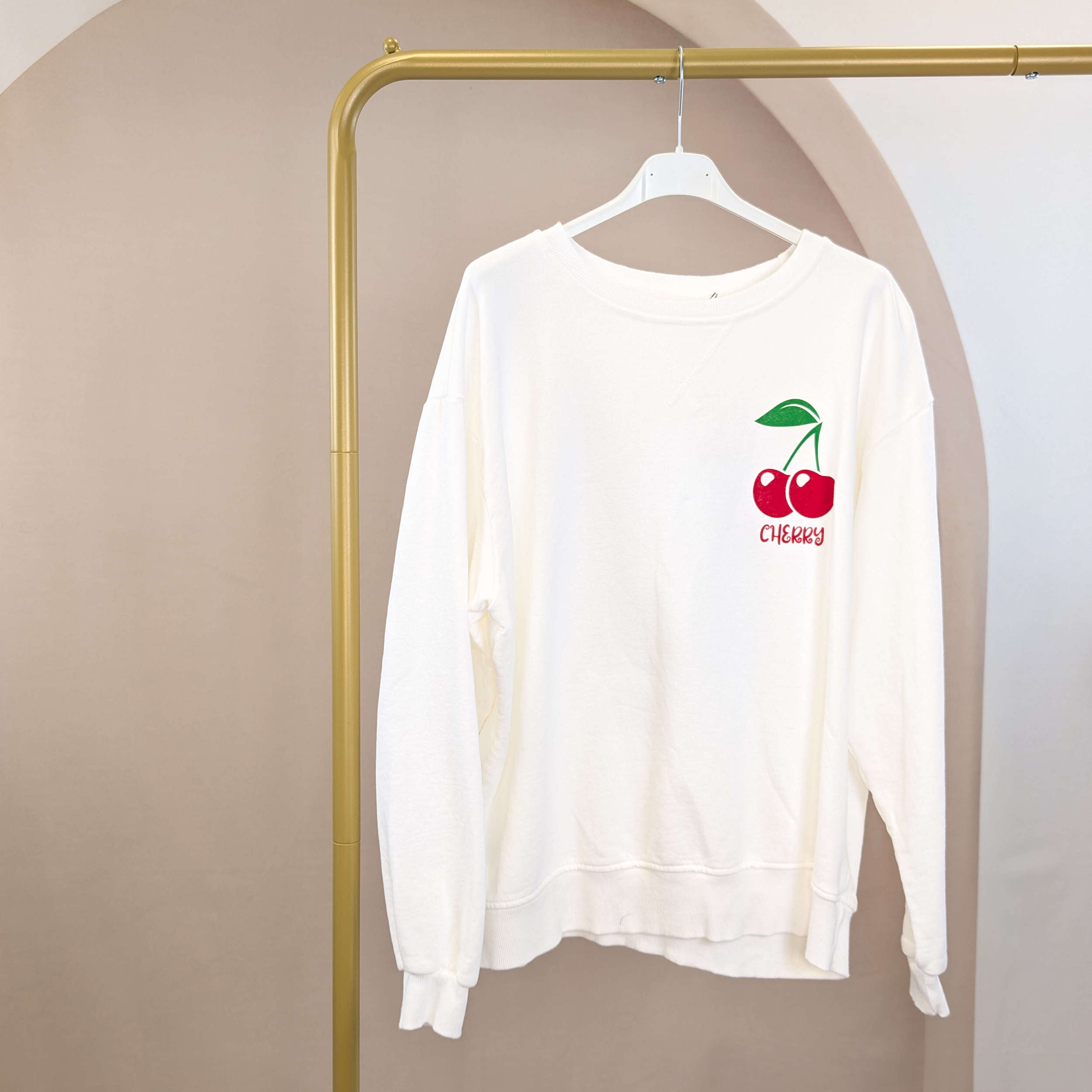 Cherry Cartoon Sweatshirt - Weiss