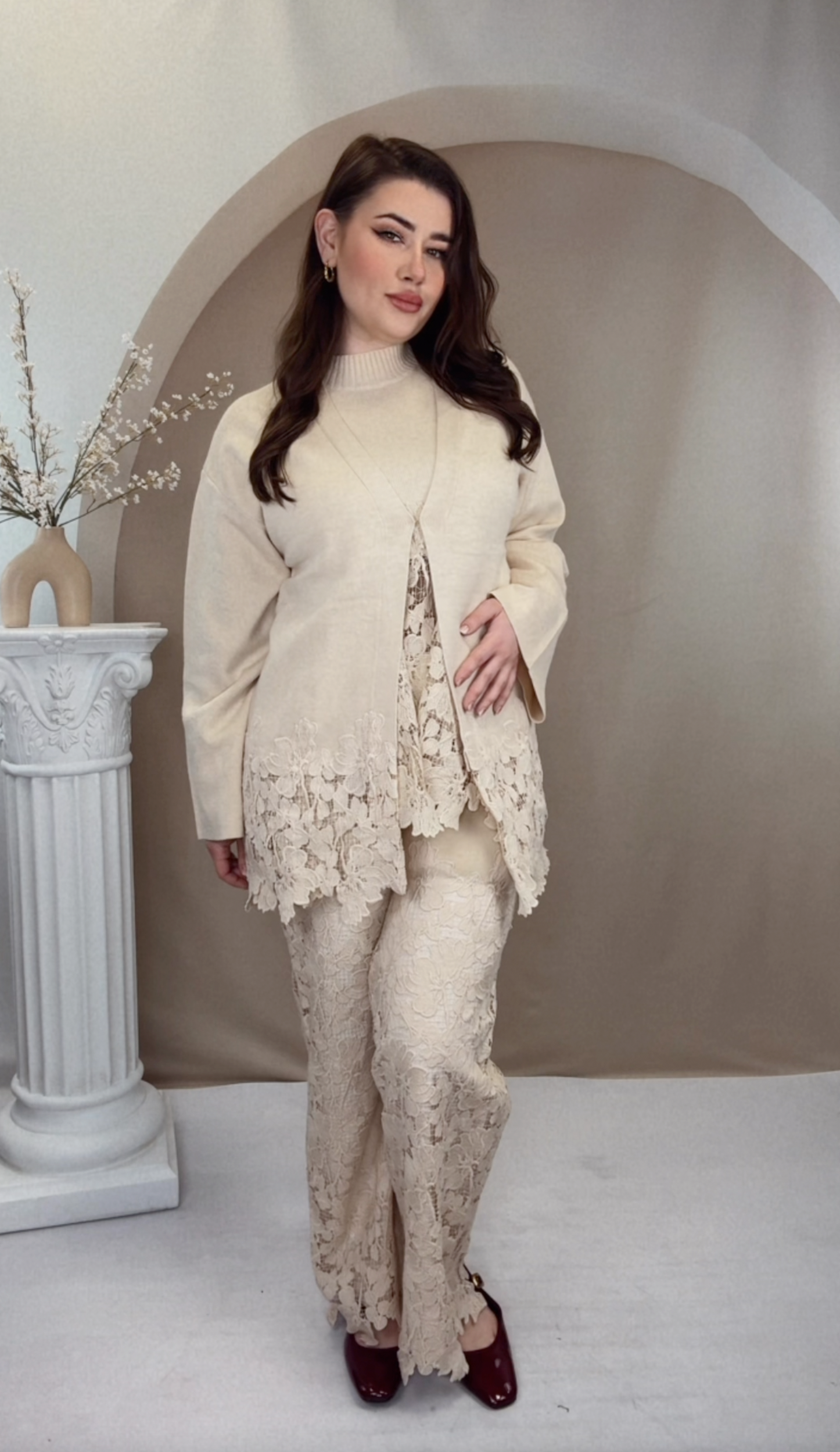 Lace Lana Cardigan - Cream