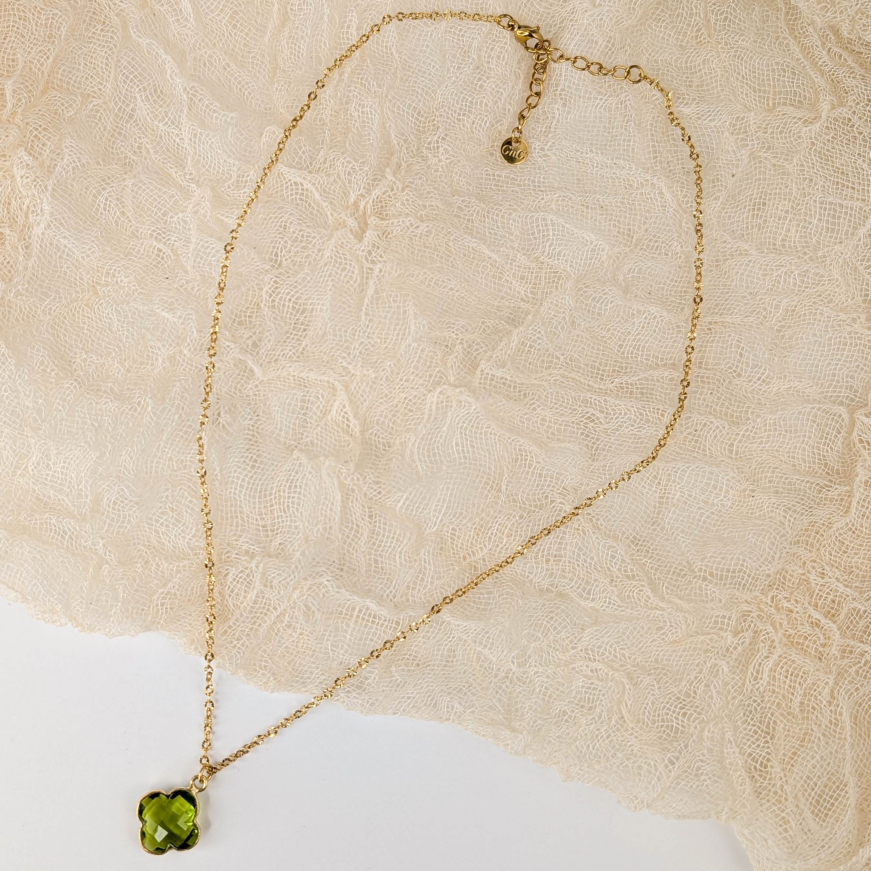 Peridot Kleeblatt Kette