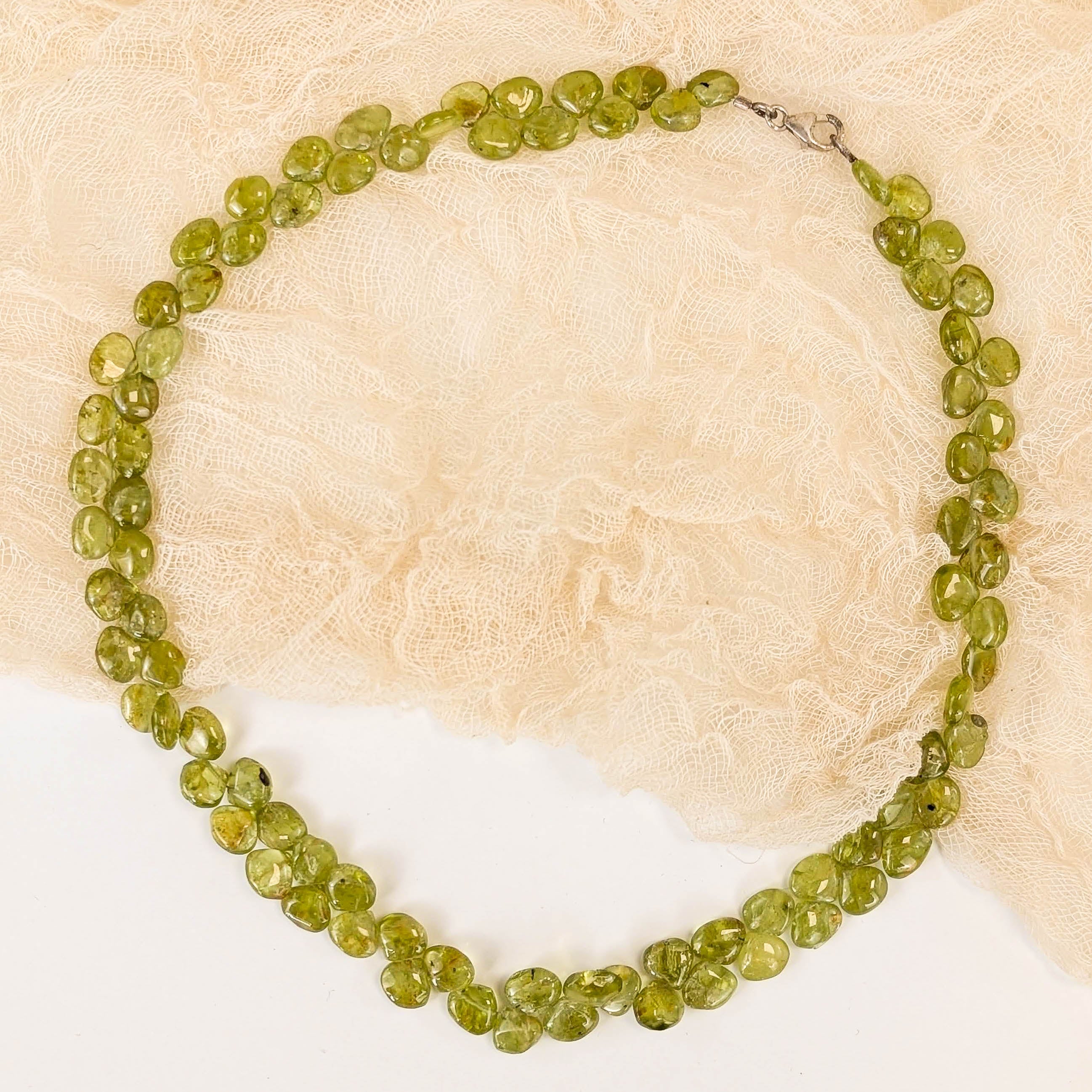 Peridot Kette mit Tropfendetails