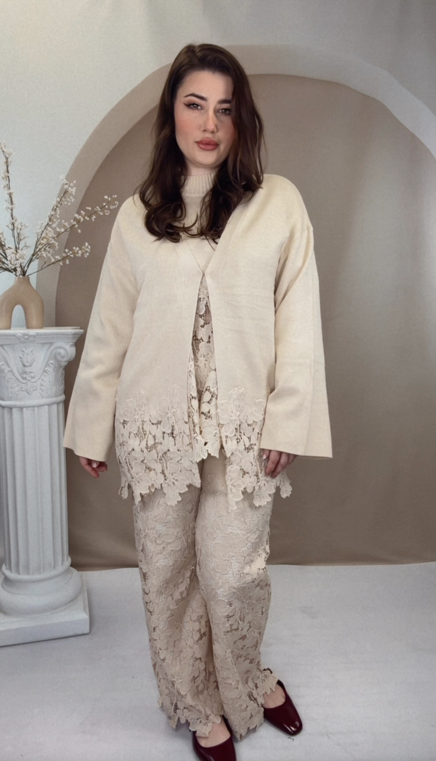 Lace Lana Cardigan - Cream